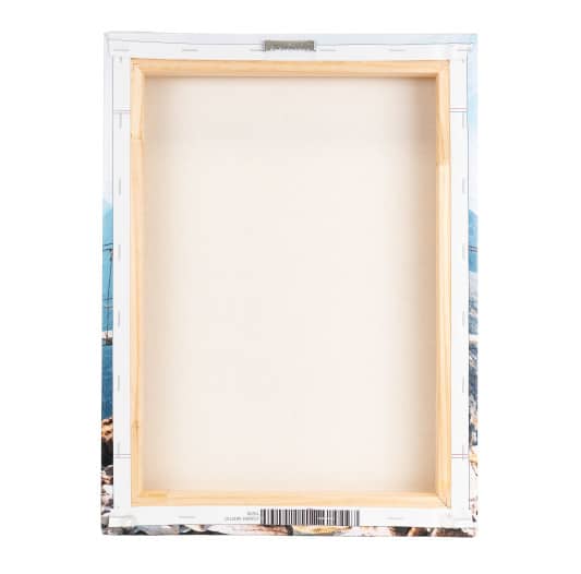 Sturdy wood frame for hand-stretched canvas photos