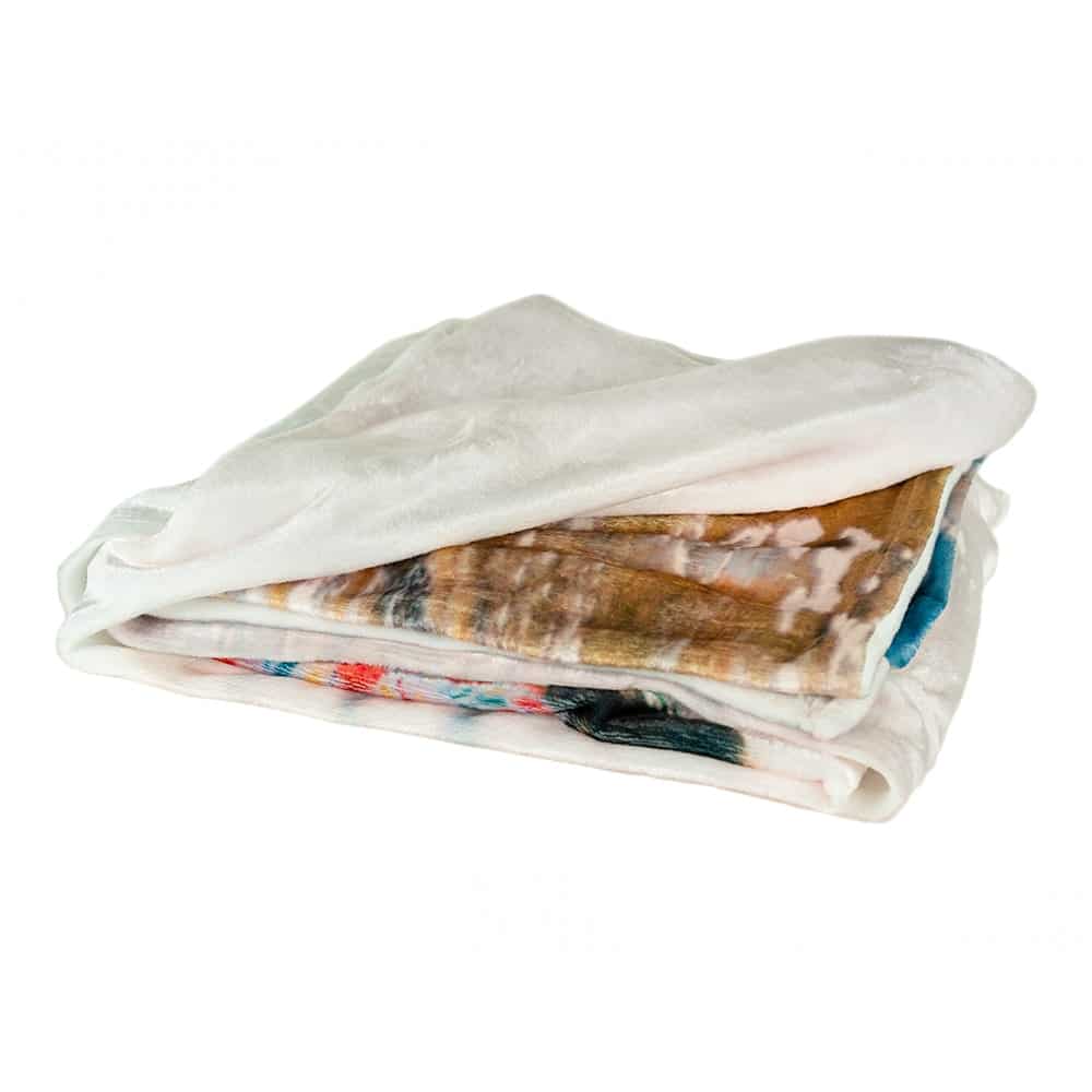 Custom blankets with 100% premium polyester fabric