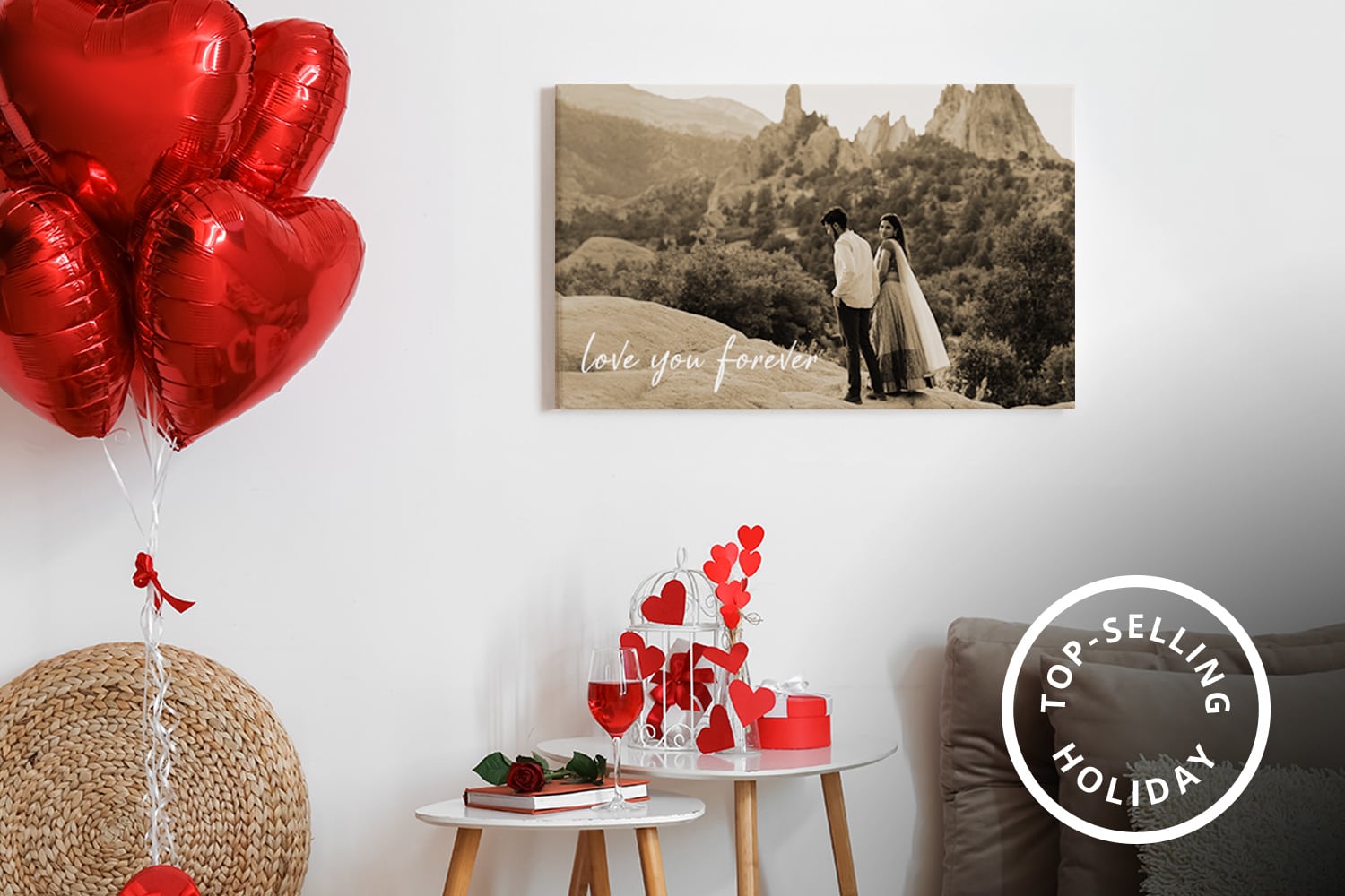 Ecommerce Holiday Calendar | Sensaria Interior of living room decorated for Valentine's Day with ballo